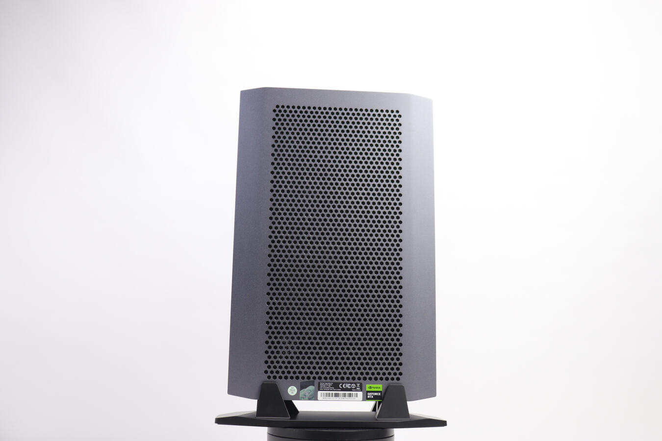 AtomMan - G7-Pro - Standing BackSide